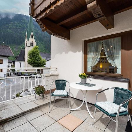 Haus Eberharter Apartamento Mayrhofen Exterior foto